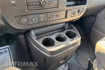 2023 GMC Savana Cargo Van 1WT 135.2" WB - miniatura 28