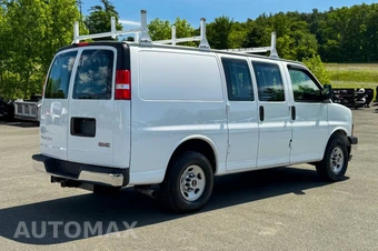 2023 GMC Savana Cargo Van 1WT 135.2" WB - miniatura 3