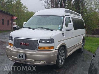 2023 GMC Savana Cargo Van 1WT 135.2" WB
