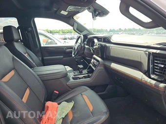 2023 GMC Sierra 1500 AT4 Crew Cab Medium Bed - miniatura 8