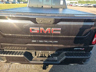 2023 GMC Sierra 1500 AT4 Crew Cab Medium Bed - miniatura 16