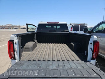 2023 GMC Sierra 1500 AT4 Crew Cab Medium Bed - miniatura 16