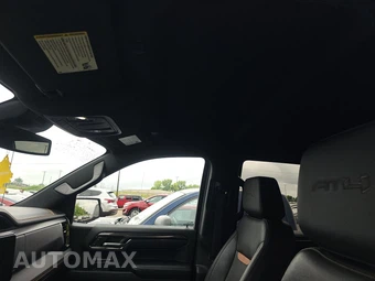 2023 GMC Sierra 1500 AT4 Crew Cab Medium Bed - miniatura 17