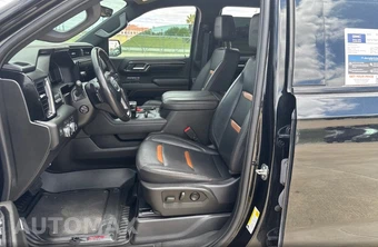 2023 GMC Sierra 1500 AT4 Crew Cab Medium Bed 4SB - miniatura 10