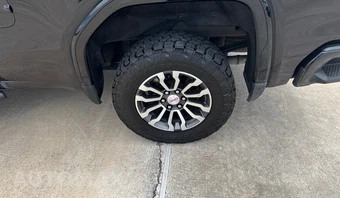 2023 GMC Sierra 1500 AT4 Crew Cab Medium Bed 4SB - miniatura 30