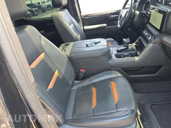 2023 GMC Sierra 1500 AT4 Crew Cab Medium Bed 4SB - miniatura 15