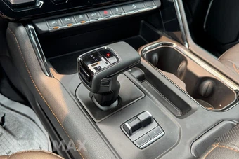 2023 GMC Sierra 1500 AT4 Crew Cab Medium Bed 4SB - miniatura 37