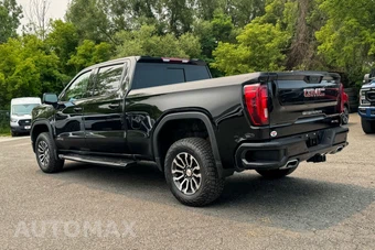 2023 GMC Sierra 1500 AT4 Crew Cab Medium Bed 4SB - miniatura 5