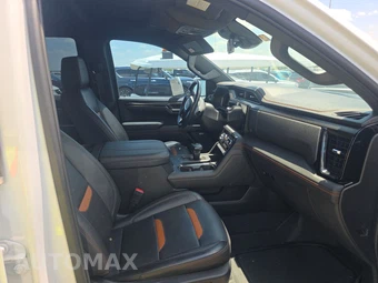 2023 GMC Sierra 1500 AT4 Crew Cab Medium Bed 4SB - miniatura 8