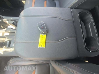 2023 GMC Sierra 1500 AT4 Crew Cab Short Bed - miniatura 8