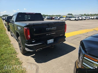 2023 GMC Sierra 1500 AT4 Crew Cab Short Bed - miniatura 5