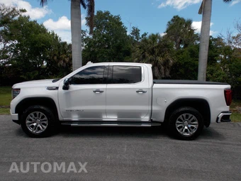 2023 GMC Sierra 1500 Denali - miniatura 12