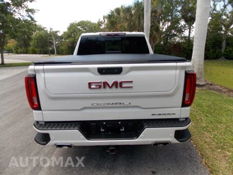 2023 GMC Sierra 1500 Denali - miniatura 13