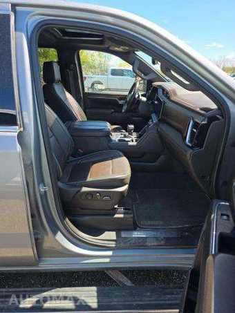 2023 GMC Sierra 1500 Denali Crew Cab Medium Bed - miniatura 19