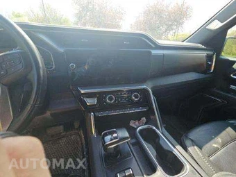 2023 GMC Sierra 1500 Denali Crew Cab Medium Bed - miniatura 10