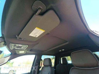 2023 GMC Sierra 1500 Denali Crew Cab Medium Bed - miniatura 12
