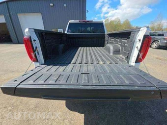 2023 GMC Sierra 1500 Denali Crew Cab Medium Bed - miniatura 15
