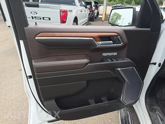 2023 GMC Sierra 1500 Denali Crew Cab Short Bed - miniatura 9