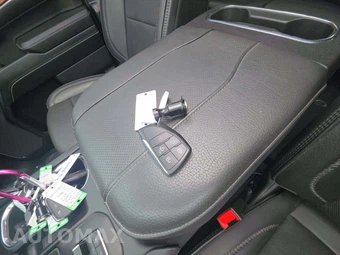 2023 GMC Sierra 1500 Denali Crew Cab Short Bed - miniatura 8
