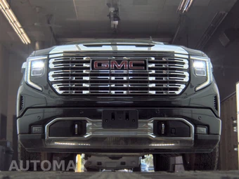 2023 GMC Sierra 1500 Denali Crew Cab Short Bed - miniatura 3