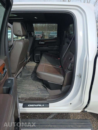 2023 GMC Sierra 1500 Denali Crew Cab Short Bed - miniatura 10