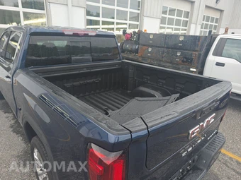 2023 GMC Sierra 1500 Denali Crew Cab Short Bed 5SA - miniatura 16
