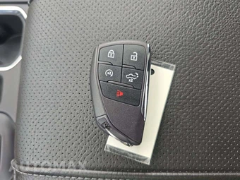 2023 GMC Sierra 1500 Denali Crew Cab Short Bed 5SA - miniatura 5