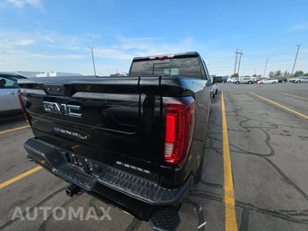 2023 GMC Sierra 1500 Denali Ultimate Crew Cab Short Bed - miniatura 4