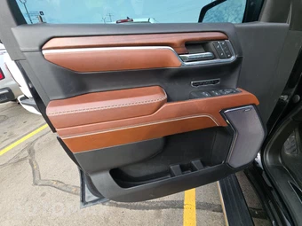 2023 GMC Sierra 1500 Denali Ultimate Crew Cab Short Bed - miniatura 9