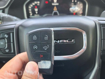 2023 GMC Sierra 1500 Denali Ultimate Crew Cab Short Bed 5SB - miniatura 5