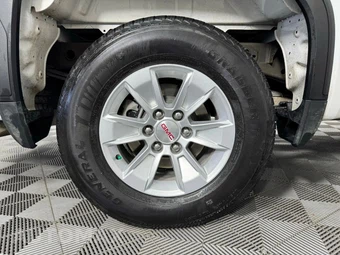 2023 GMC Sierra 1500 SLE Crew Cab Medium Bed 3SA - miniatura 44
