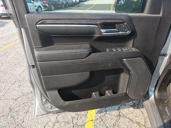 2023 GMC Sierra 1500 SLE Crew Cab Short Bed 3SA - miniatura 9