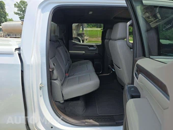 2023 GMC Sierra 1500 SLT Crew Cab Short Bed 4SA - miniatura 16