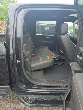 2023 GMC Sierra 2500HD AT4 Crew Cab Medium Bed - miniatura 16