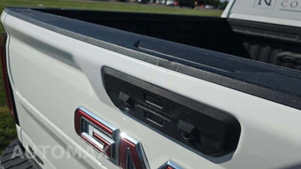 2023 GMC Sierra 2500HD AT4 Crew Cab Medium Bed - miniatura 28