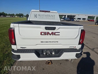 2023 GMC Sierra 2500HD AT4 Crew Cab Medium Bed - miniatura 5