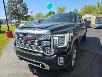 2023 GMC Sierra 2500HD Denali Crew Cab Long Bed