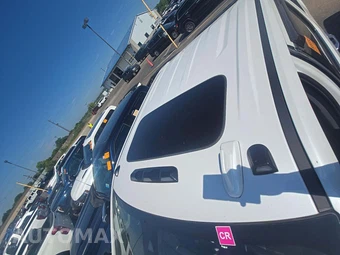 2023 GMC Sierra 2500HD Denali Crew Cab Medium Bed - miniatura 12
