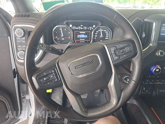 2023 GMC Sierra 3500 Denali HD Crew Cab Medium Bed - miniatura 10