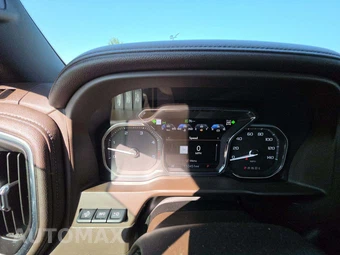 2023 GMC Sierra 3500 Denali HD Crew Cab Medium Bed 5SA - miniatura 9