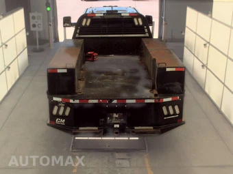 2023 GMC Sierra 3500HD Cab Chassis Pro Crew Cab 1SA DRW - miniatura 5
