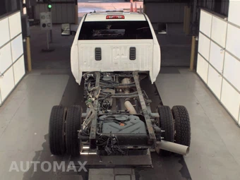 2023 GMC Sierra 3500HD Cab Chassis Pro Regular Cab 1SA DRW - miniatura 5