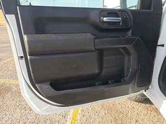 2023 GMC Sierra 3500HD Cab Chassis Pro Regular Cab 1SA DRW - miniatura 9