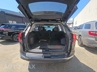 2023 GMC Terrain AT4 4SC - miniatura 14