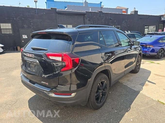 2023 GMC Terrain AT4 4SC - miniatura 3