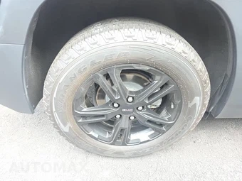 2023 GMC Terrain AT4 4SC - miniatura 10