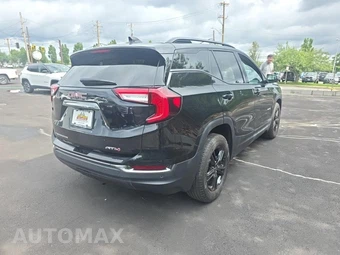 2023 GMC Terrain AT4 4SC - miniatura 4