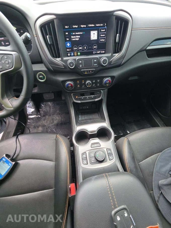 2023 GMC Terrain AT4 4SC - miniatura 10