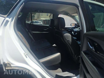2023 GMC Terrain AT4 4SC - miniatura 16