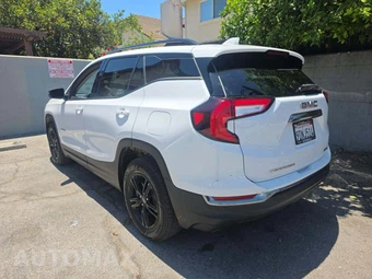 2023 GMC Terrain AT4 4SC - miniatura 2